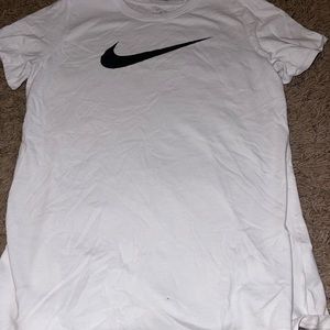 Nike Swoosh drifit tshirt